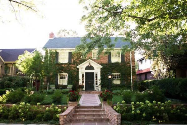 Kearney St. Colonial Revival